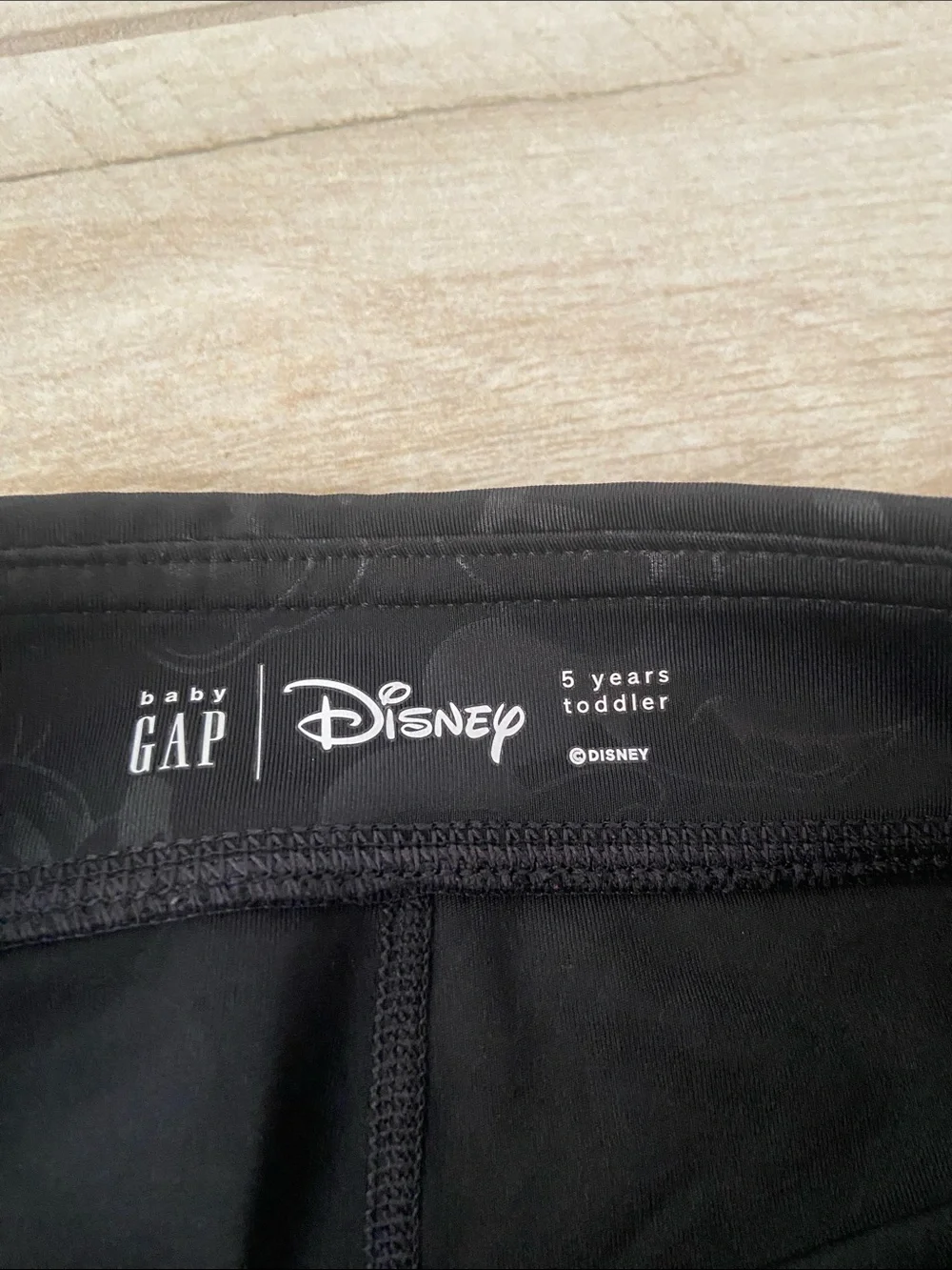 GAP Girls' 5T Disney Minnie Mouse Bundle Hooded Sweatshirt Sweatpants Leggings